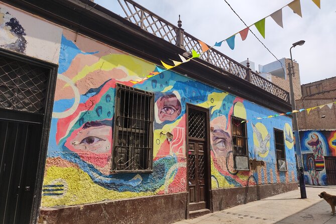 Explore the Colorful & Monumental Callao - Immerse in Callaos Vibrant Street Art