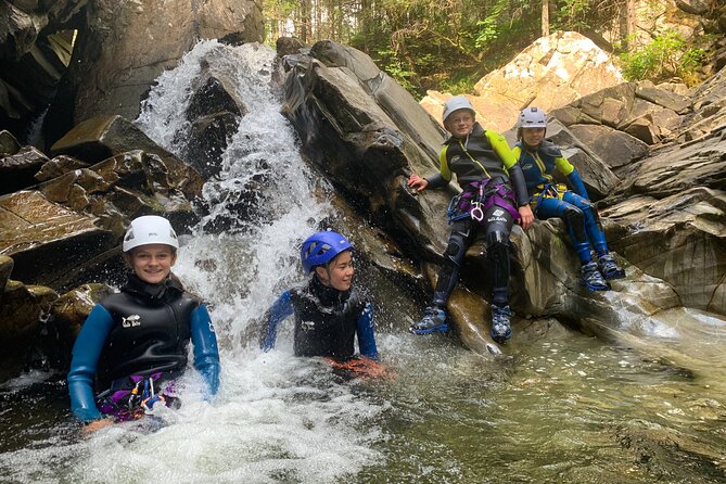 Family Gorge Walking - Meeting and Pickup