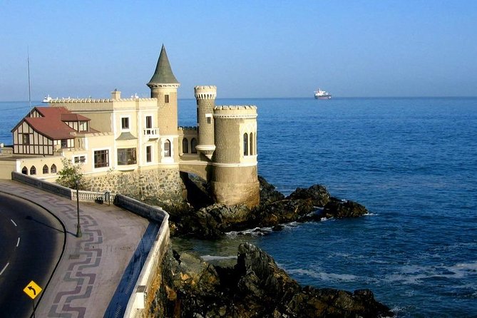Famous Viña Del Mar! Premium Walking Tour With a Native Guide - Meeting and Pickup Information