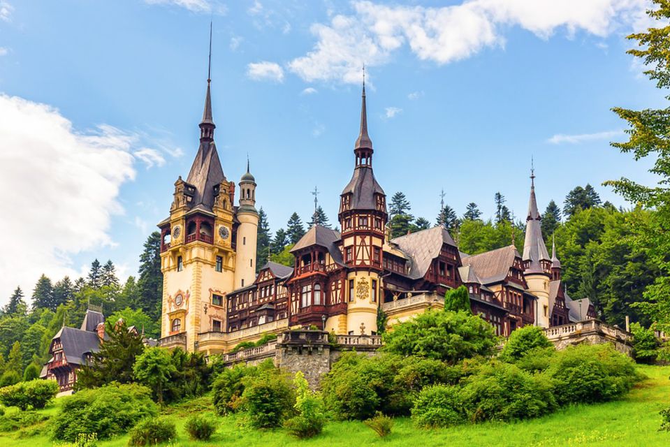 From Bucharest: Day Trip to Sinaia - Itinerary Highlights