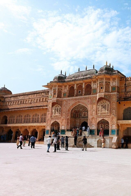 From Delhi: Jaipur City Private Day Tour by Fast Train - Itinerary and Highlights