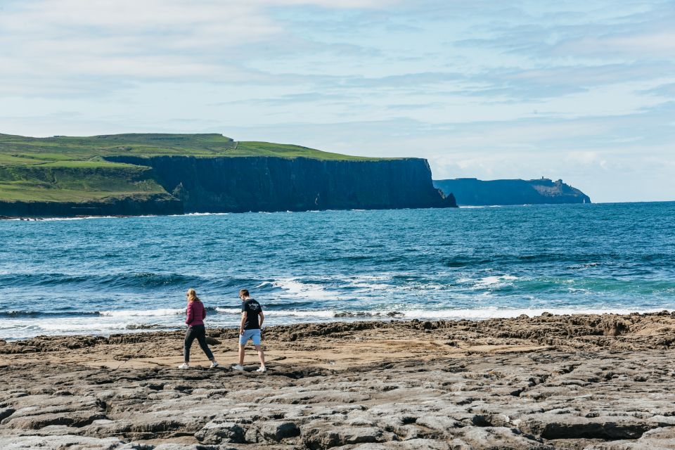 From Galway: Aran Islands & Cliffs of Moher Full-Day Trip - Itinerary Highlights