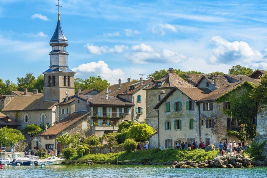 From Geneva: Half-Day Guided Excursion to Yvoire PRIVATE