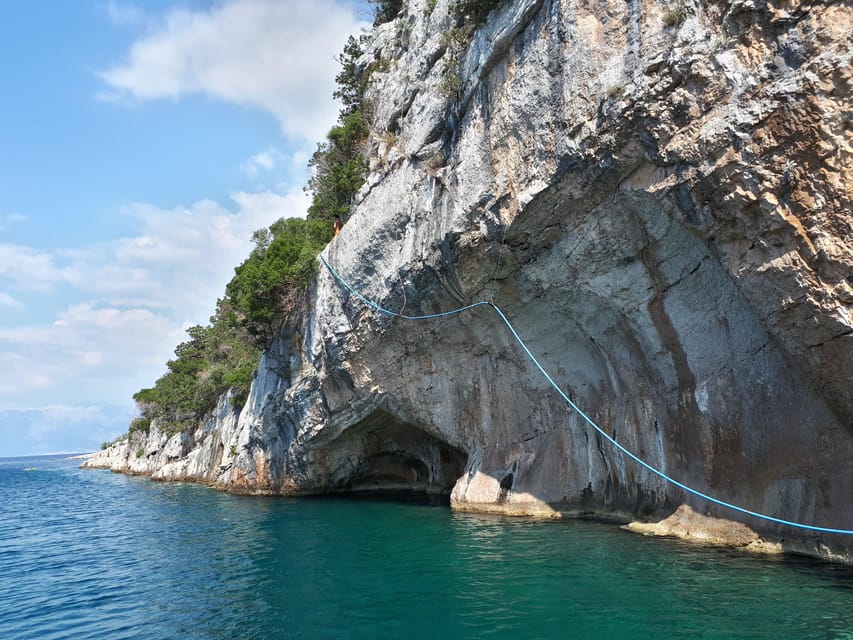 From Makarska: Hvar Island North Shore Speedboat Tour 3 - Itinerary and Highlights