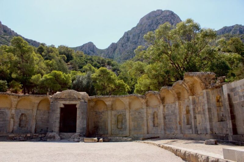From Tunis: Oudhna & Zaghouan Day Tour With Guide & Lunch - Oudhna Archaeological Site