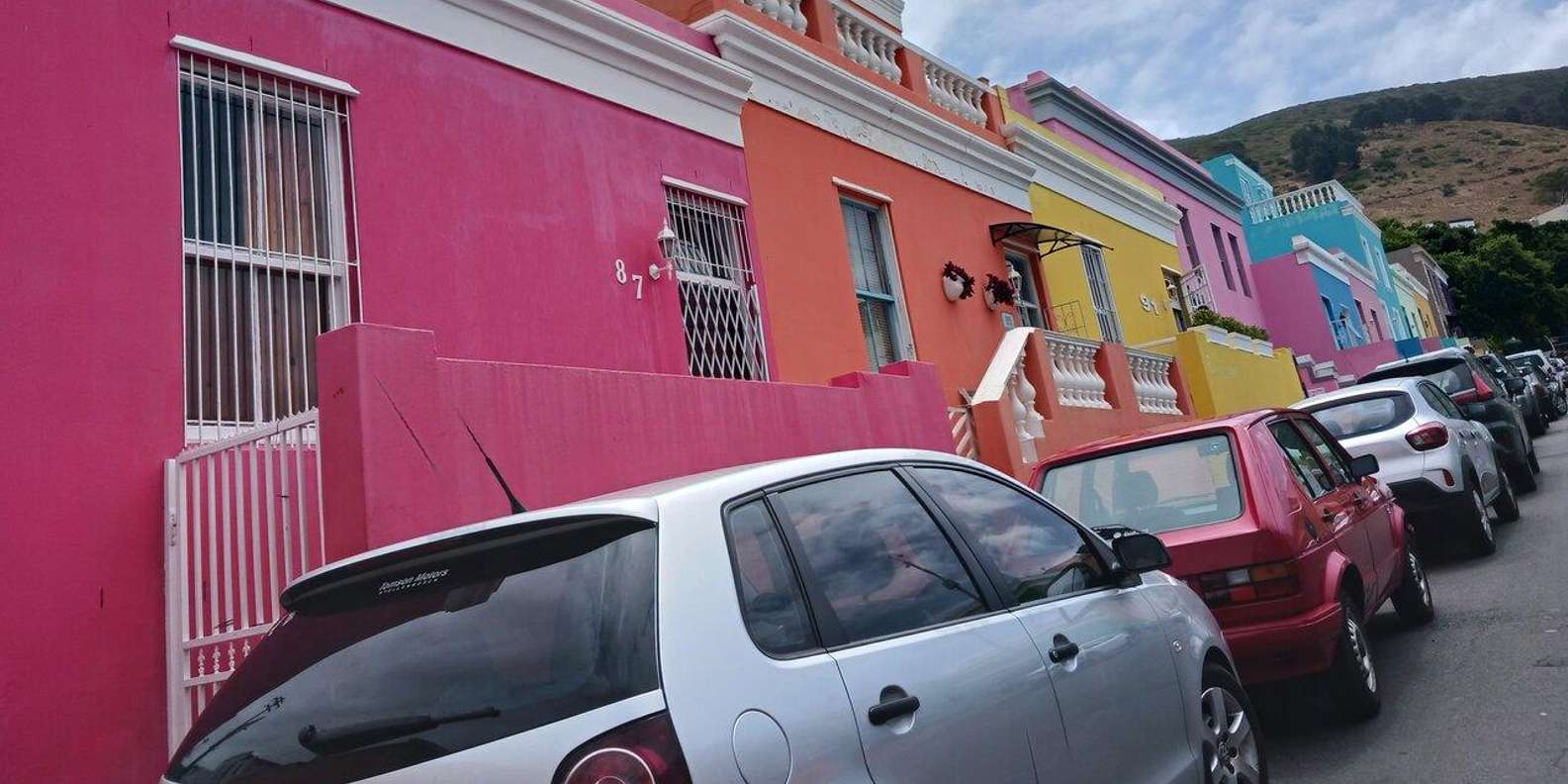 Full Day - Cape Point and Penguins Plus Table Mountain - Exploring the Colorful Bo-kaap