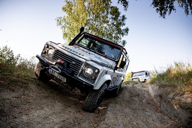 Full-Day Land Rover Driving Off-Road Experience Prague - Renting Clothing and Gear