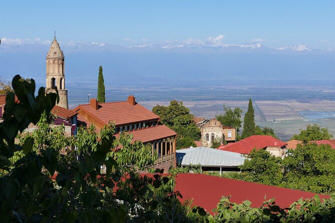 Full Day Tour Sighnaghi and Bodbe Including Wine Tasting - Visiting Sighnaghi
