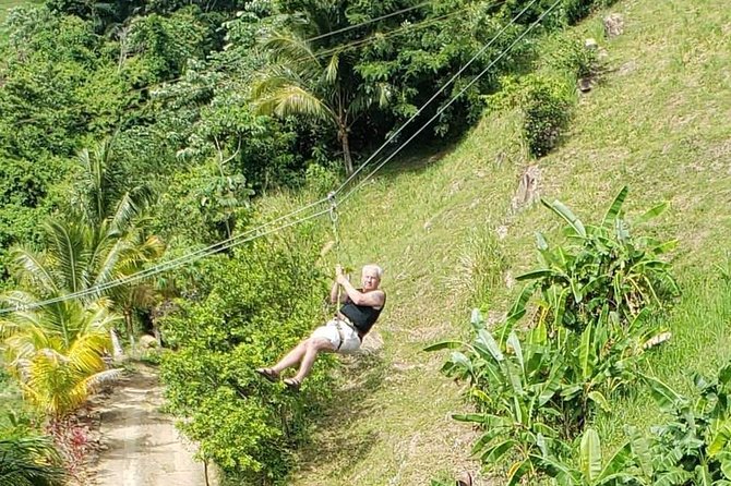 Full-Day Zipline Adventure and Beach Club Visit on Roatan Island, Honduras - Meeting and Pickup