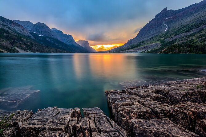Glacier National Park Self-Guided Driving Audio Tour - Accessing the Tour