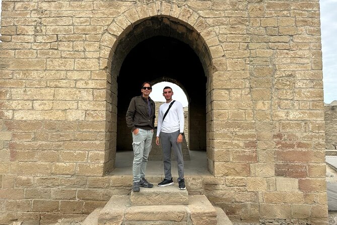 Gobustan and Absheron Peninsula All Inclusive Tour - Inclusions and Amenities