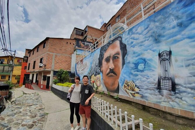 Graffiti Tour Medellin, Including Pablo Escobar Sites - The Vibrant Comuna 13