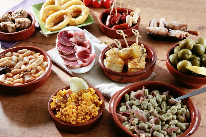 Granada and Albaicin: Wine and Tapas Tour - Culinary Experience
