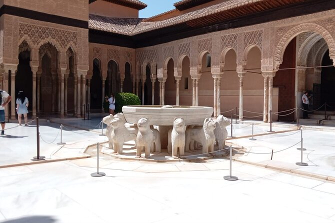 Granada, Visit Alhambra With Nasrid Palaces, Gardens and Alcazaba - Accessibility Information