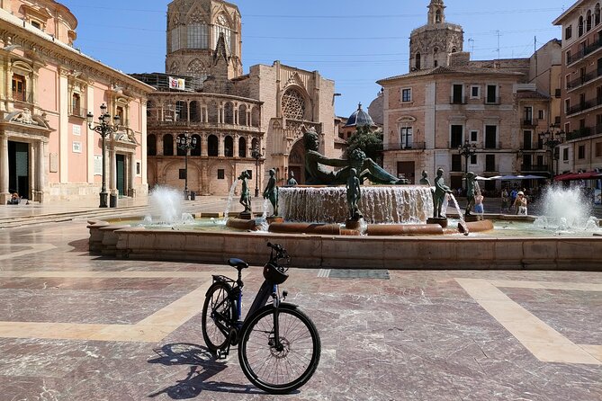 Grand City Bike Tour of Valencia - Booking and Cancellation