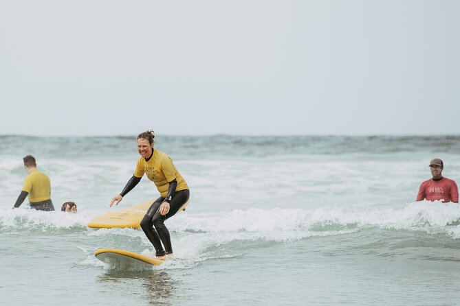 Group Surf Lesson - Benefits of Group Lessons