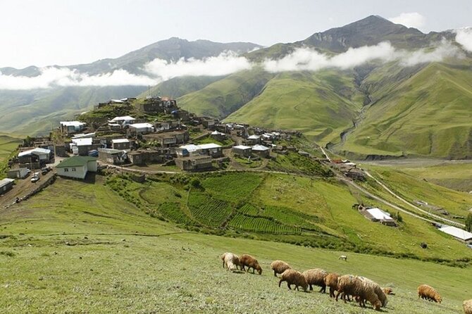 Guba-Khinaliq. UNESCO Ethno-Village and Candy Mountains. - Discovering Gachrash Forest