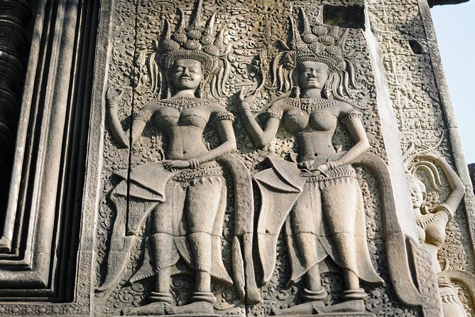Guided Private A/C Vehicle Tour Angkor Wat and Small Circle and Five Extras - Highlights of Angkor Wat