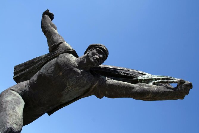 Guided Tour With Admission in Memento Park - Admission and Booking Details