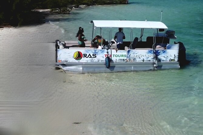 Half Day Private Charters in Iguana Island for 8pax - Meeting and Departure Points
