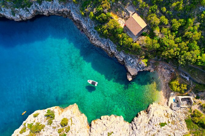 Half-day Speedboat Tour: Explore Hidden Gems of Hvar Island - Pokrivenik Bay