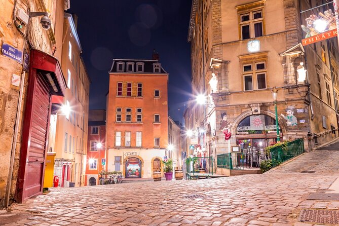Haunted Lyon Quest Experience - Tour Format and Participants