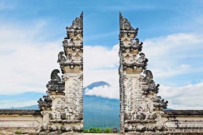 Heaven Gate (Lempuyang) - Tirta Gangga - FREE WIFI - Exploring Tirta Gangga