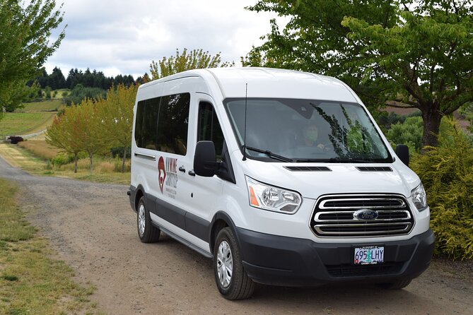 Hop On Hop Off Wine Tour | Willamette Valley OR - Itinerary and Schedule