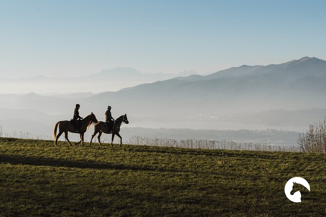 Horseback Riding for Experts Between the Lake and the Mountains - Whats Included in the Experience