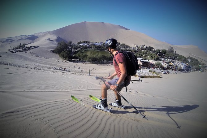 Huacachina SandSki - Equipment and Instruction