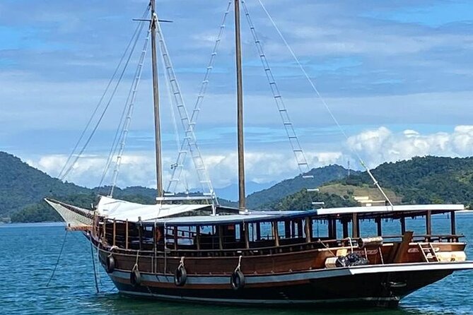Ilha Grande and Green Coast Tour From Rio De Janeiro - Pickup Information