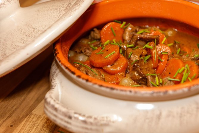 Irish Craic & Cuisine: Cooking Class & Dinner in Central Dublin - Host Credentials and Setting