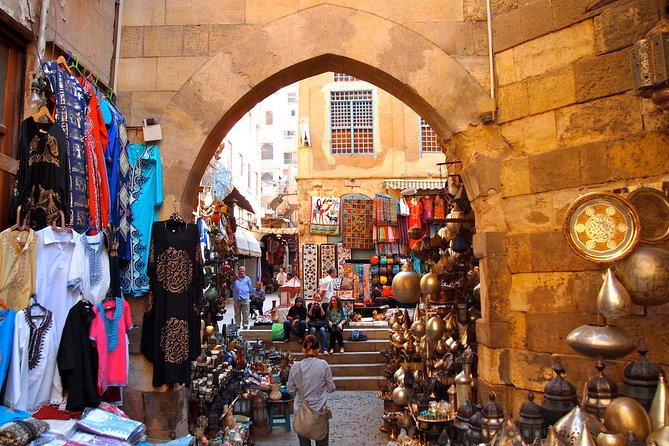 Islamic Cairo Walking Tour: Khan El Khalili, Al-Azhar Mosque - Exploring Al Muizz Street