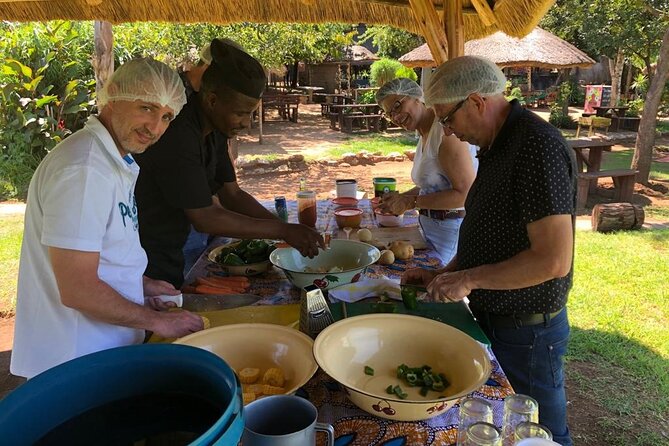Johannesburg and Soweto Tour in French - Cultural Insights and History