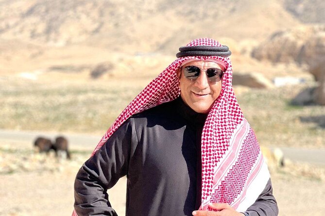 Jordan Tour: Private Driver - Luxurious Car - Vehicle Amenities and Comfort
