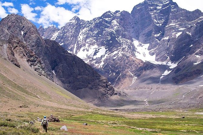Juncal Andean Park: Hiking Over a Glacial Tongue - Exploring the Juncal Glacier