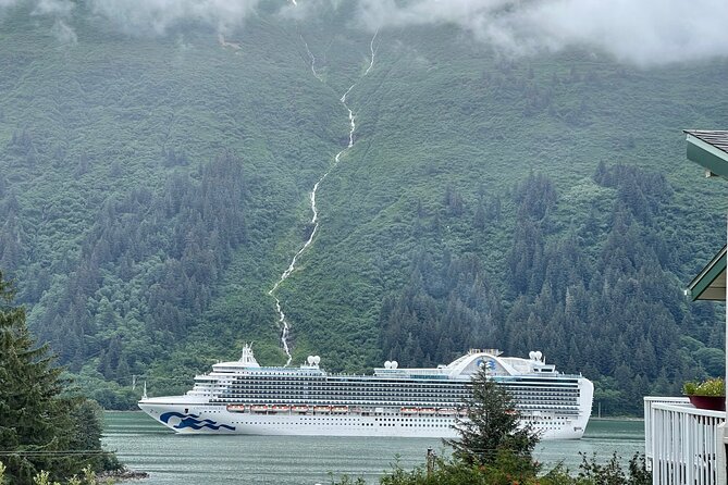 Juneau Private 3 Hour Scenic Road Trip - Comfort and Personalization