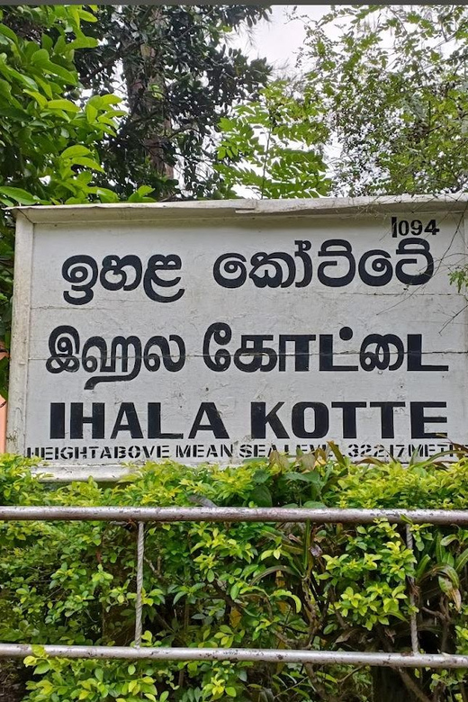 Kandy To Ihala Kotte Tour By Tuk Tuk - Highlights and History