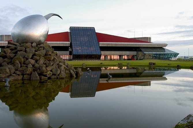 Keflavik To Reykjavik Private Luxury Airport Transfer - Accessibility Features