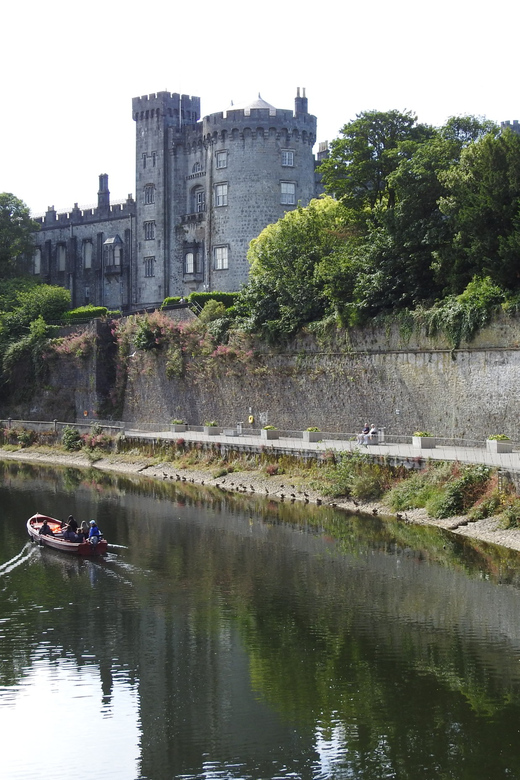 Kilkenny: Guided City Boat Tour With Kilkenny Castle Views - Meeting Point Details