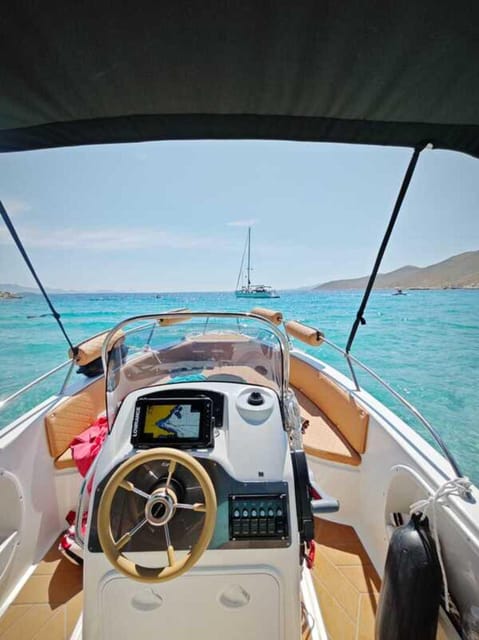 Kos:Private Boat Rental in Kos - Boat Features and Equipment