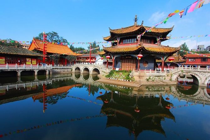 Kunming Classic Tour: Daguan Pavilion, Yuantong Temple, Green Lake Park - Exploring Daguan Pavilion