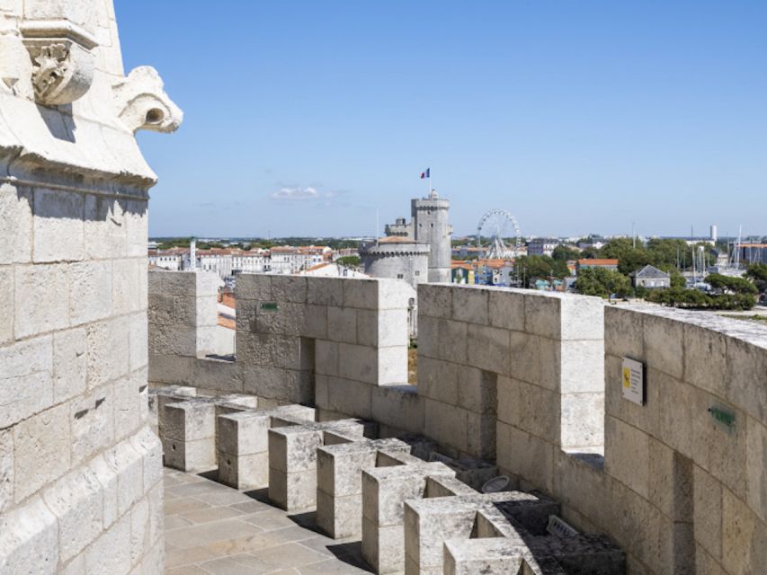 La Rochelle: Entry Ticket to the 3 Towers - Towers Overview