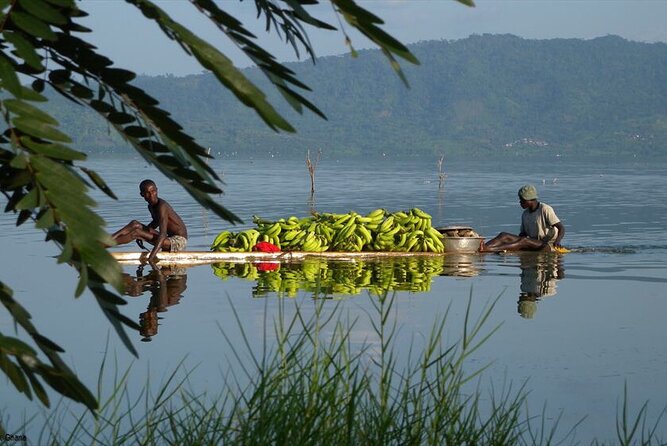 Lake Bosomtwe Boat Cruisely and Kumasi City Tours - Tour Inclusions and Benefits