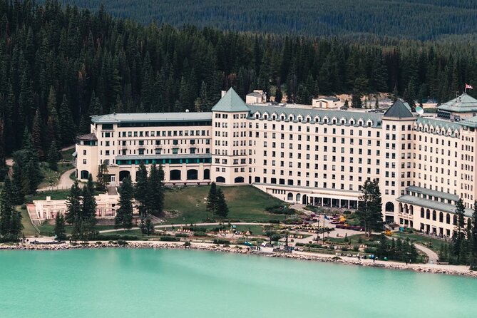 Lake Louise, Moraine Lake & Banff Tour - Pickup Information
