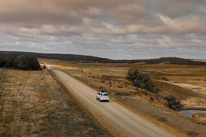 Lake Yehuin Ancestral Circuit in 4x4 Vehicle With Lunch - Scenic Views at Lake Yehuin