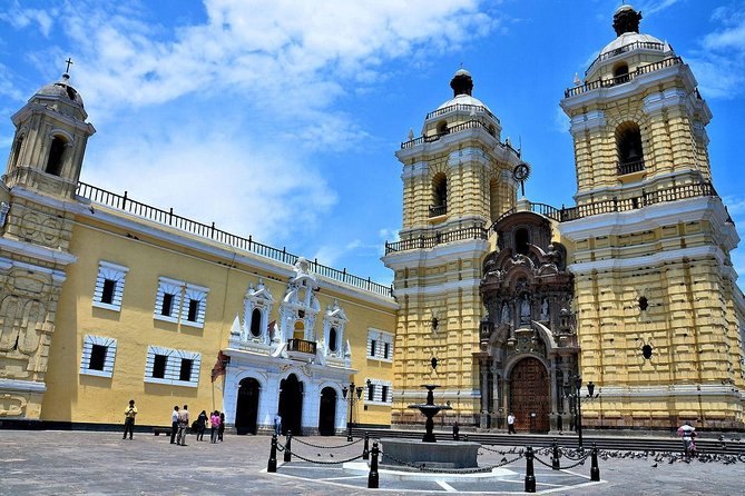 Larco Museum & Lima Historical Center - Visitor Experience at Larco