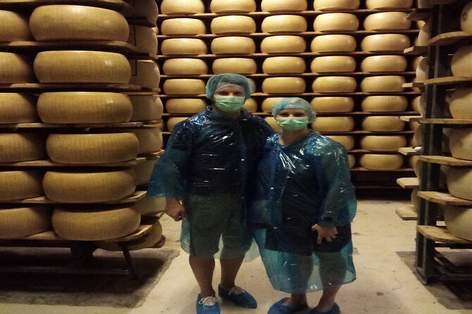 Lauras Private Parma Food Tour With Pick up - Meeting and Pickup Information