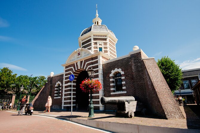Leiden City Tour With Live Guide in Netherlands - Meeting and Pickup