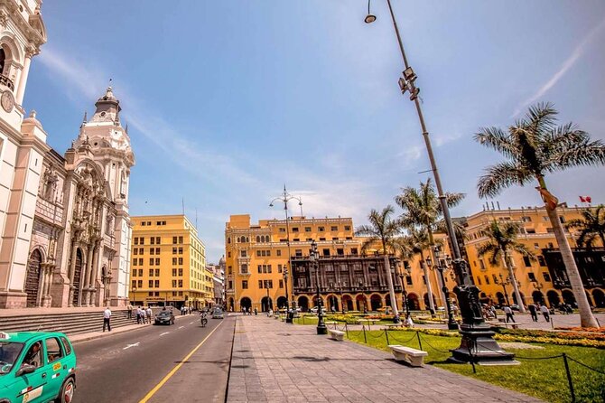 Lima City Tour | 360° Panoramic Bus - Exploring Limas Highlights
